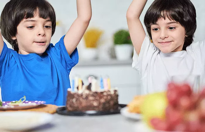 Happy Birthday Wishes For Twins In Hindi