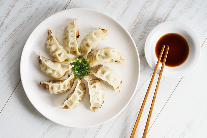 Cheese momos