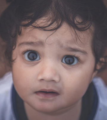 छोटे बच्चों की आंखों के नीचे काले घेरे होने के कारण व हटाने के उपाय | Dark Circles In Babies In Hindi  _image