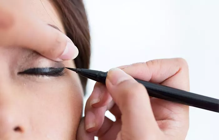 Eye liner tips