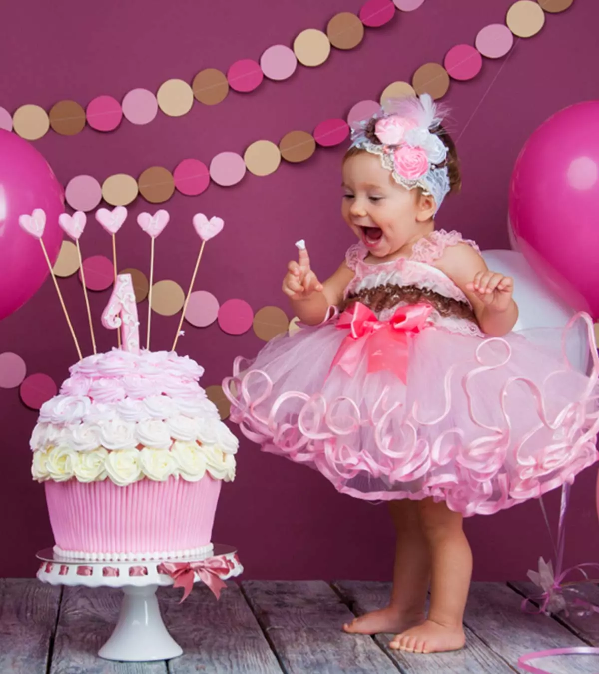 बच्चों का पहला जन्मदिन कैसे मनाएं? थीम्स, चेकलिस्ट व जरूरी टिप्स | First Birthday Party Ideas In Hindi_image