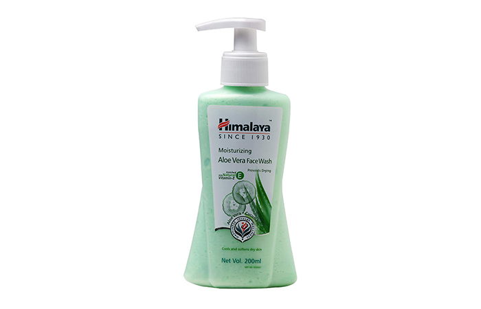  Himalaya Moisturizing Aloe Vera Face Wash