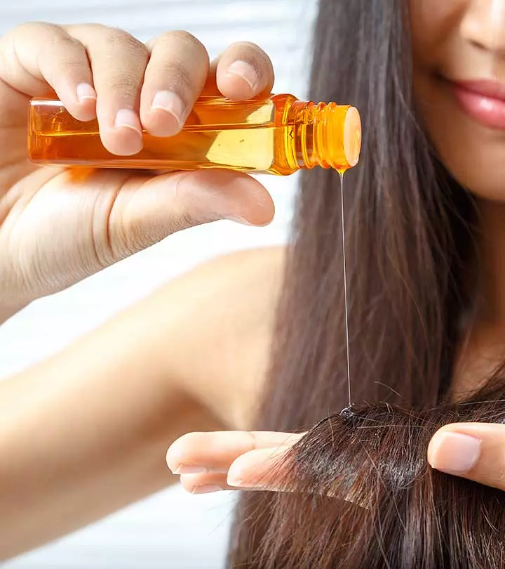 बालों में तेल कब और कैसे लगाना चाहिए : How And When To Apply Hair Oil in Hindi_image