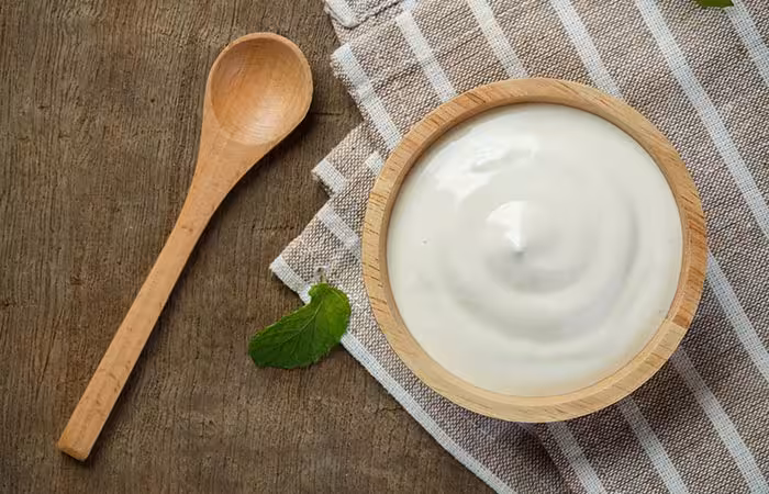 How do Hair Grow with Yogurt in Hindi