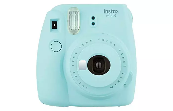 Instant photo camera