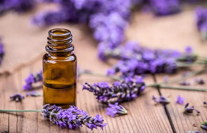 Lavender oil with tea tree oil for hair growth