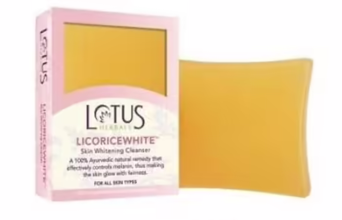 Lotus Herbals Licoricewhite Skin Whitening Cleanser