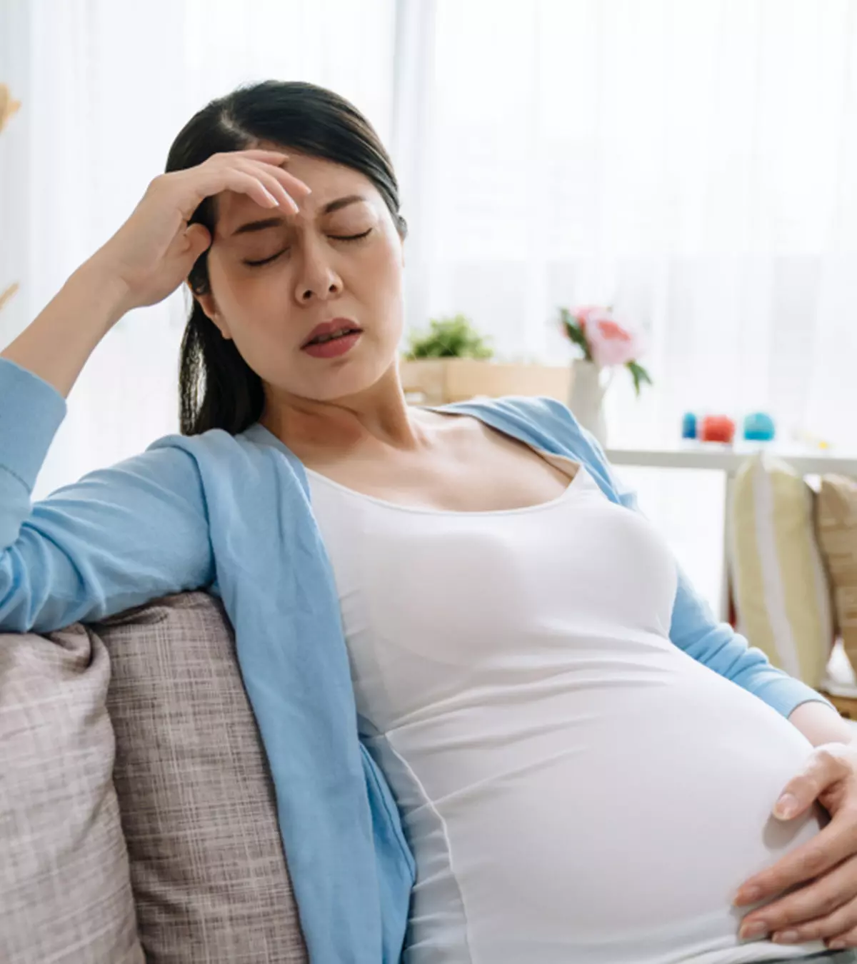 प्रेगनेंसी में चक्कर आने के 6 कारण व उपाय | Pregnancy Me Chakkar Aana_image