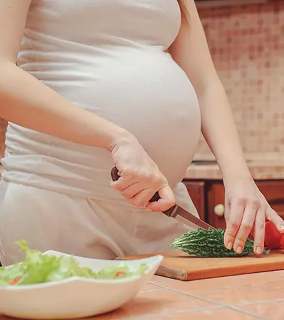 क्या गर्भावस्था में करेला खाना सुरक्षित है? | Pregnancy Mein Karela Khana Chahiye Ya Nahi_image