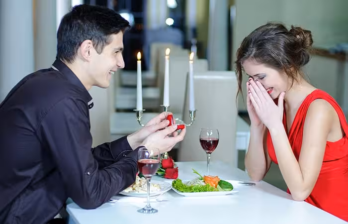 Propose shayari and message to express love to girl