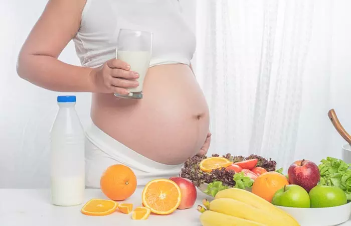 Protein in pregnancy in Hindi