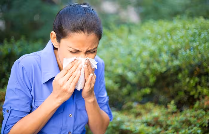 Symptoms of Allergic Rhinitis in Hindi