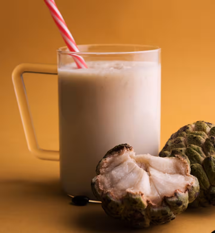 custard-apple-milk-shake