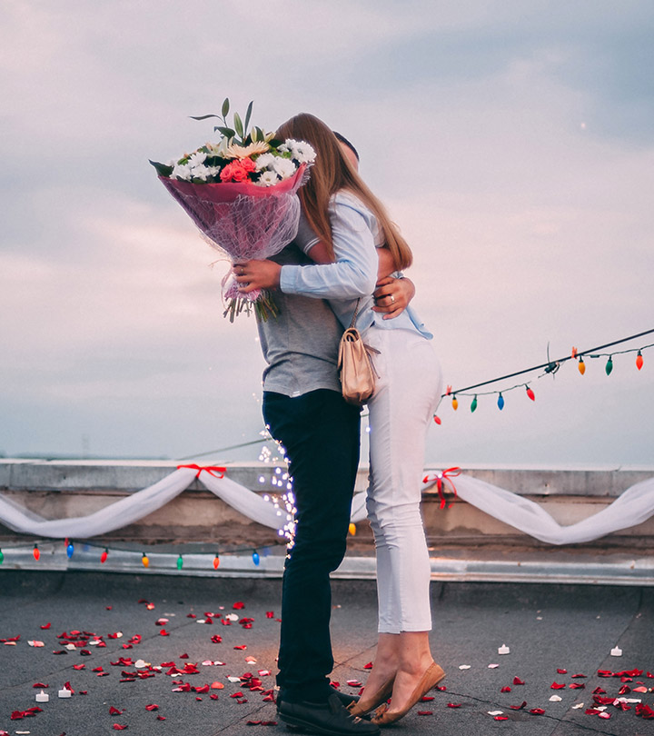 12 Awesome Romantic Ways To Propose To The Girl Of Your Dreams_image