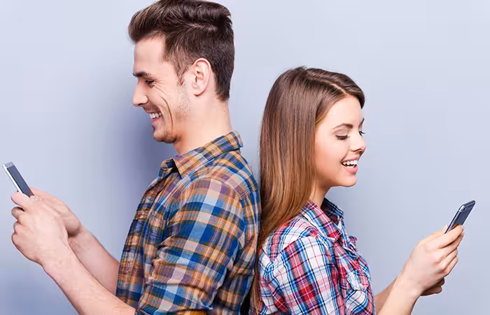Keep a conversation going by texting Keep a conversation going by texting