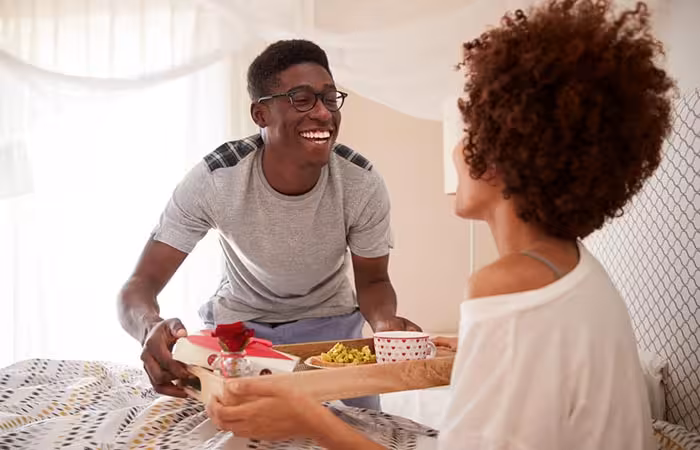 Make the breakfast more romantic with love quotes