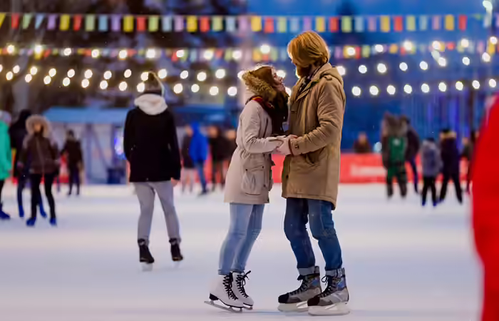 An exciting and fun outdoor date at the skating rink An exciting and fun outdoor date at the skating rink