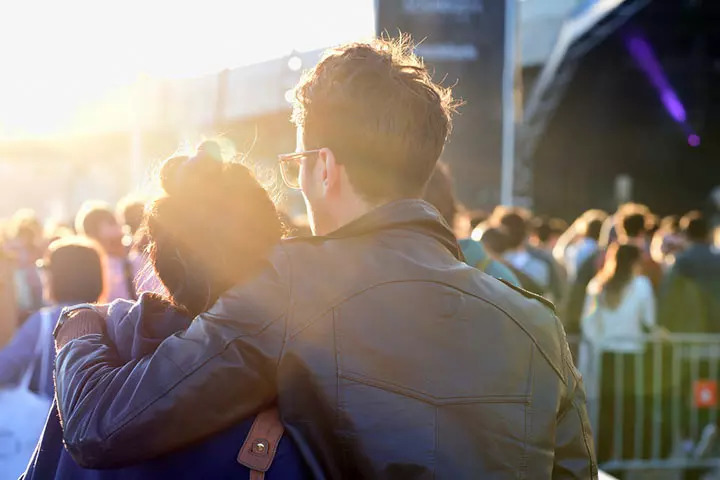 Go to a concert, date night idea