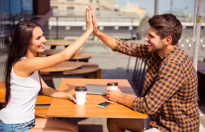 How to get out of the friend zone How to get out of the friend zone