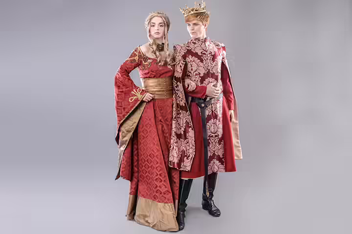 King and Queen couple costume ideas King and Queen couple costume ideas