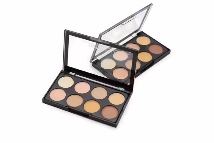 Kiss Beauty Highlighter And Contour Concealer Palette