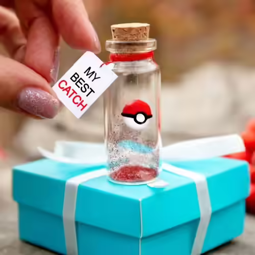 Kseniya Revta Gift Box With Tiny Bottle
