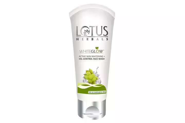 Lotus Herbals Whiteglow Oil Control Face Wash