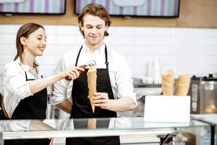 Make ice cream, date night idea