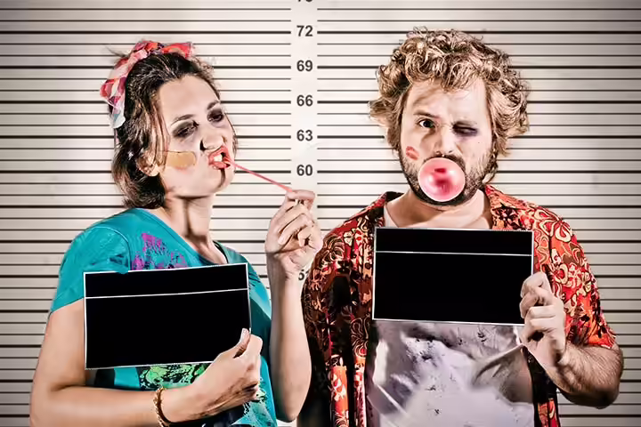 Mugshot couple costume ideas Mugshot couple costume ideas