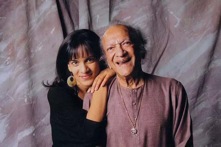 Pandit Ravi Shankar - Anushka Shankar