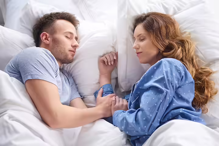 Pillow talk couple sleeping position Pillow talk couple sleeping position