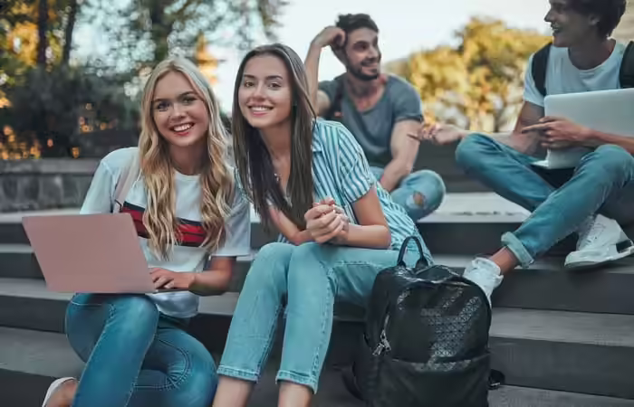 Connect with other students at college to make friends Connect with other students at college to make friends