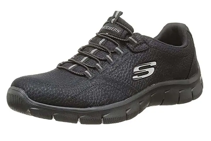 Skechers Womens TAKE Charge Fashion Sneaker