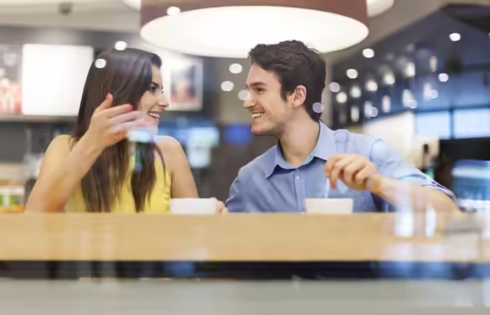 Talk about your hobbies and interests while talking to a girl Talk about your hobbies and interests while talking to a girl