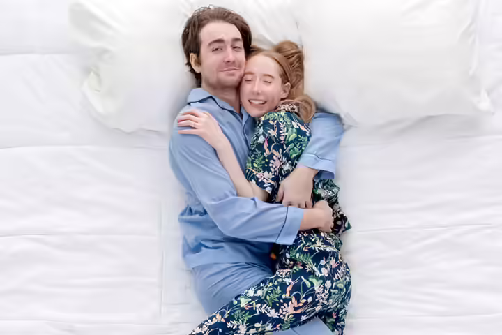 Tangle couple sleeping position Tangle couple sleeping position