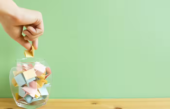 The Note Card Game as a romantic party game for couples