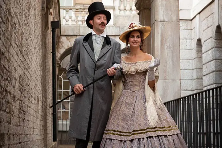 The Victorian Era couple costume ideas