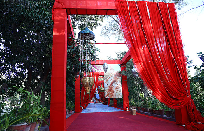 Outdoor wedding reception with the backdrop of nature