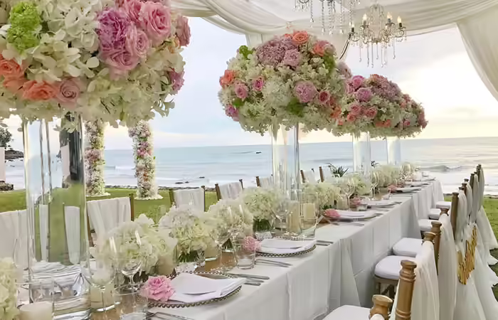 Beautiful centerpiece decoration for wedding reception Beautiful centerpiece decoration for wedding reception