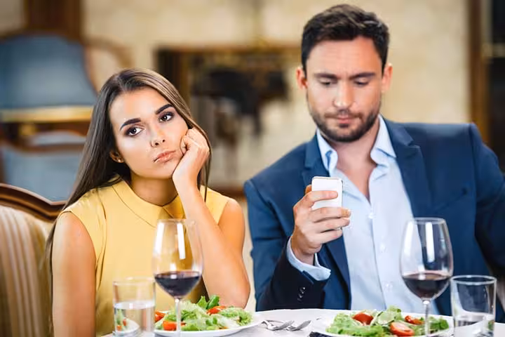 A boring dinner date