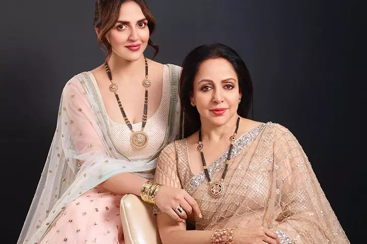 bollywood ki stylish maa or beti ki jodi 