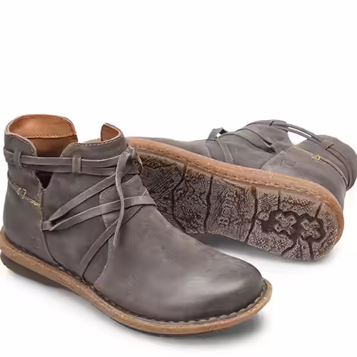 BORN Women's Tarkiln Ankle Boot