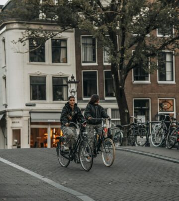 Amsterdam’s Coffeeshops: A Guide to Cannabis, Culture, and Curiosity