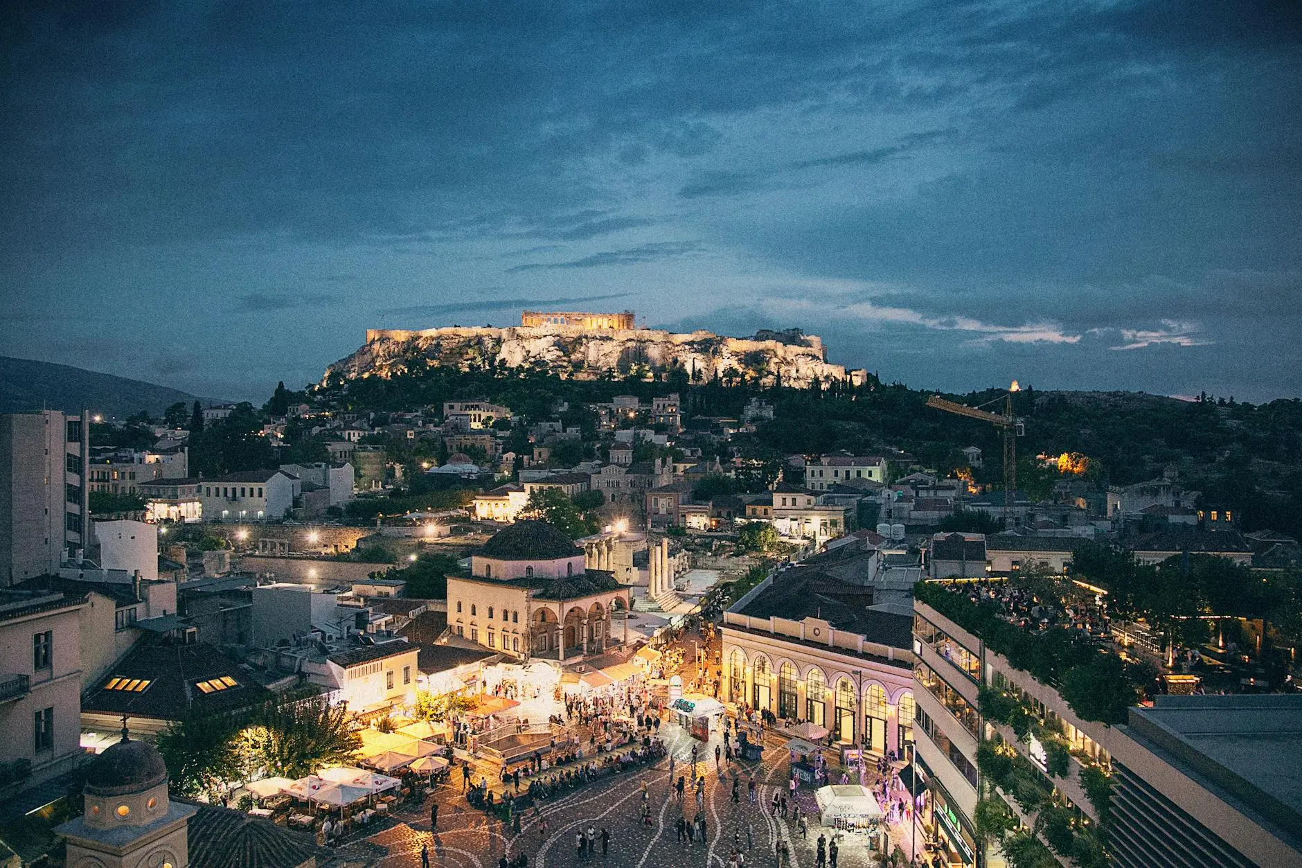 Discover the changing rhythms of Greek travel to plan your ideal getaway.