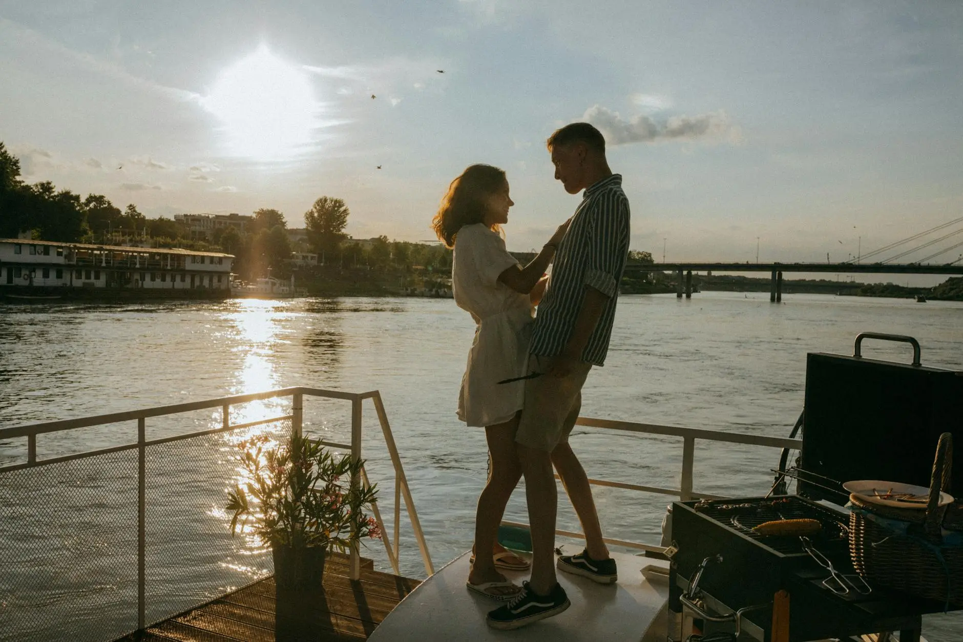 Engaging date activities that spark connection and laughter, no matter your mood or budget.