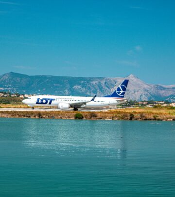 Greek Island-Hopping: Essential Guide to an Aegean Adventure