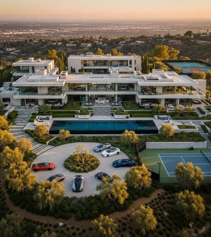 Travis Scott Net Worth in 2025: Wealth, Lawsuits & Business Empire Explore how music hits, partnerships, and legal battles shape an icon’s financial legacy.