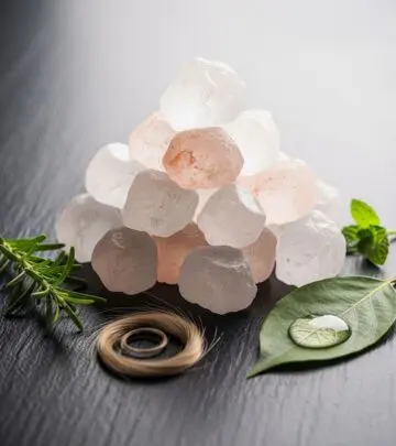 Rock Salt: Surprising Benefits for Skin, Hair, and Health Discover how rock salt can naturally enhance your skin, transform your hair, and support your overall wellness.