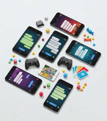35 Fun Games To Play With Friends Over Text