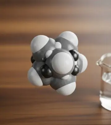 Monolaurin Benefits: Uses, Effects, and Essential Information Explore the science-backed benefits, uses, mechanism, side effects, and FAQs about monolaurin—a natural compound with broad antimicrobial and health potential.